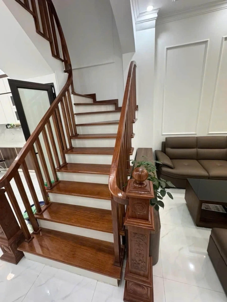 Bán nhà 5 tầng 40m² Cầu Giấy Hà Nội 13 tỷ - Ảnh thu nhỏ 3