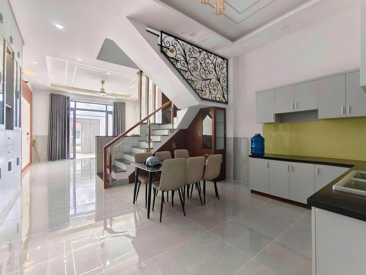 Bán nhà 3PN mới gần Chợ Bình Chánh, giá 1,43 tỷ, 100m² - Ảnh thu nhỏ 5