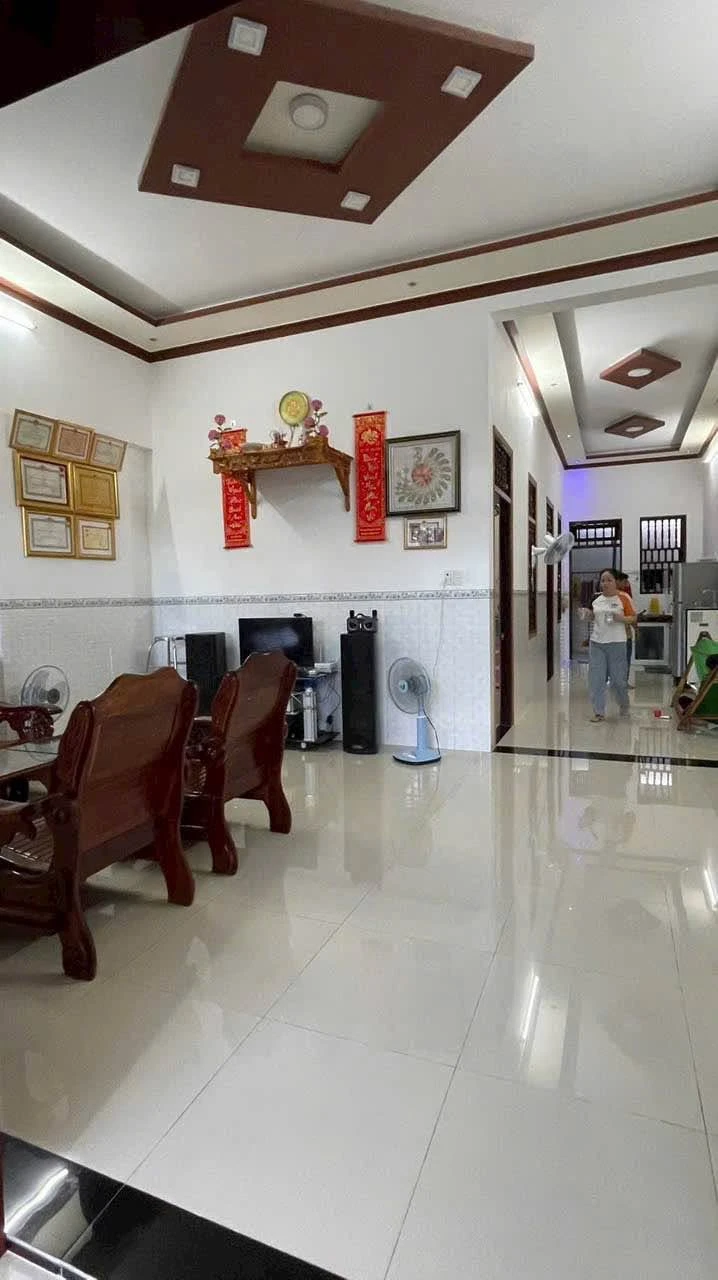 Bán nhà 2 phòng 120m² Phan Rang giá 1.7 tỷ - Ảnh 1