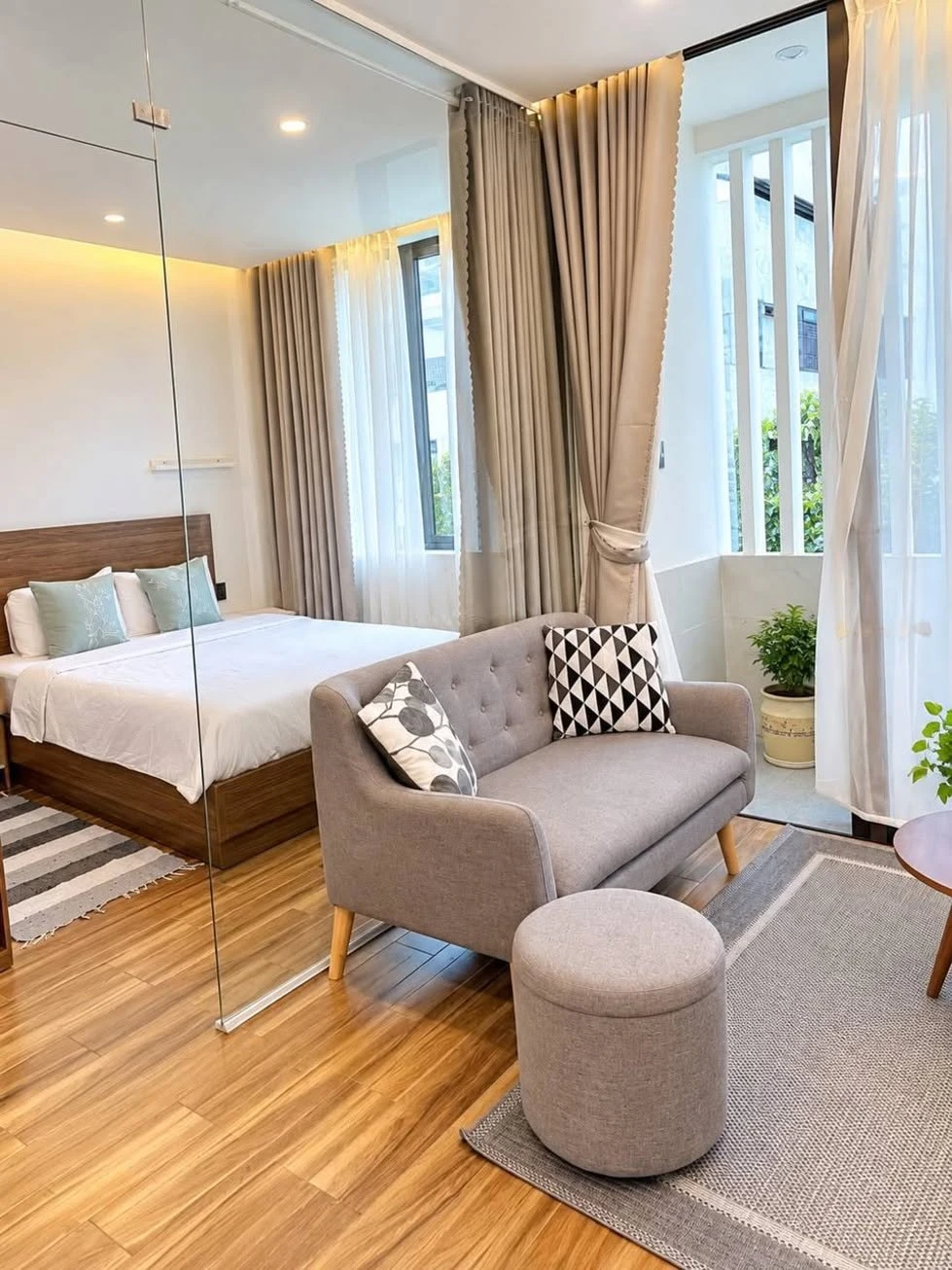 Bán nhà 105m² gần biển Mỹ Khê, dòng tiền 80 triệu/tháng - Ảnh 1