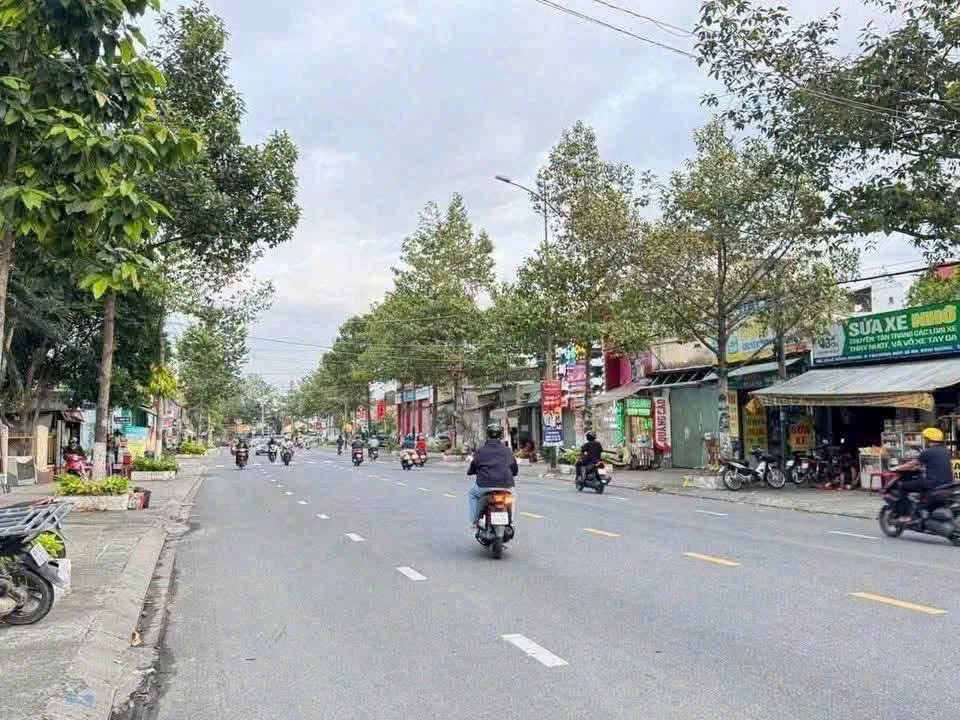 Bán nhà mặt tiền Lê Hồng Phong 184m² Quận 11, 14 tỷ - Ảnh thu nhỏ 3