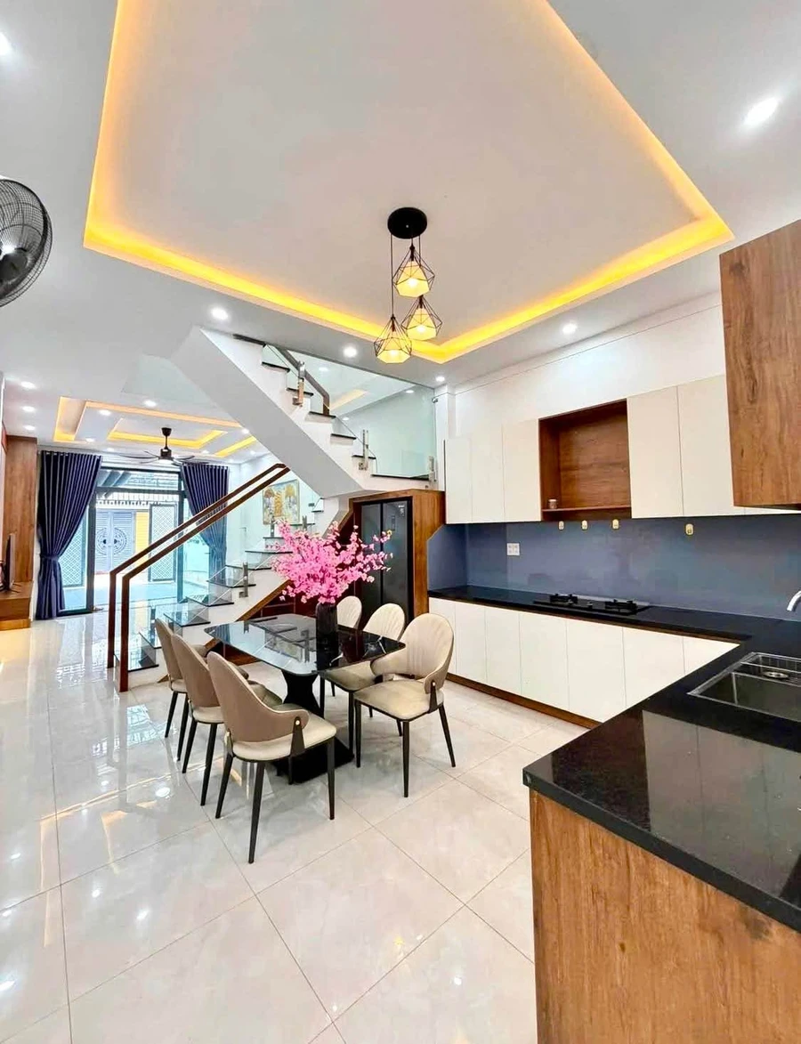 Bán nhà 3 phòng ngủ 97,9m² Y Wang, Quận 1 - Ảnh thu nhỏ 4