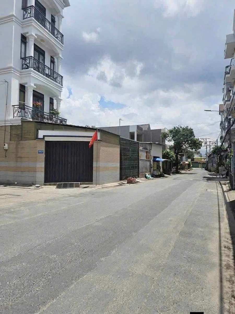 Bán nhà 1 lửng 3 lầu 5PN, 58m², Quận 12, giá 4.89 tỷ - Ảnh 1