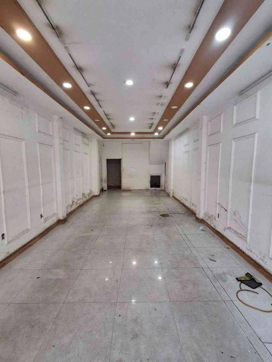 Bán nhà mặt tiền Ông Ích Khiêm Quận 11, 50m², 3 tầng, giá 16 tỷ - Ảnh thu nhỏ 2