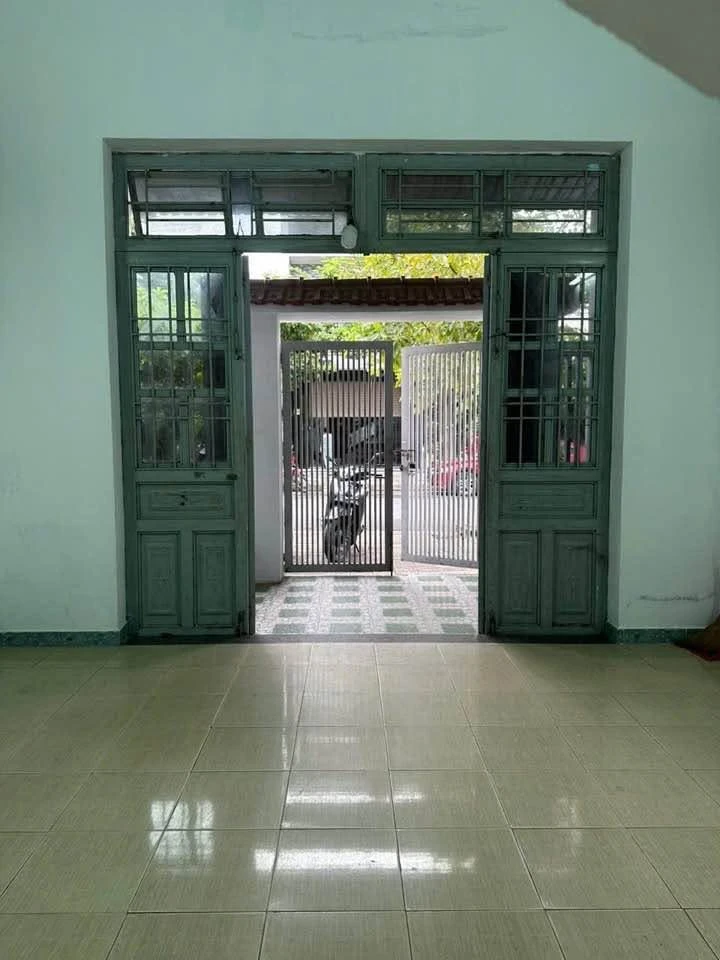 Bán nhà gác lửng 4PN 90m² gần biển Đà Nẵng 6,45 tỷ - Ảnh thu nhỏ 2