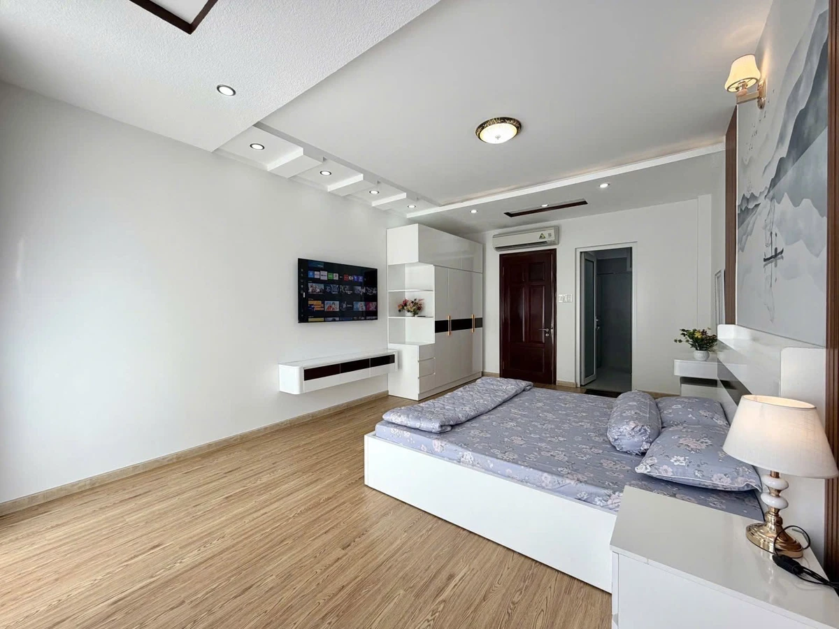 Bán nhà 4 phòng ngủ Phú Nhuận gần Phan Xích Long, 180m², 13 tỷ - Ảnh thu nhỏ 5