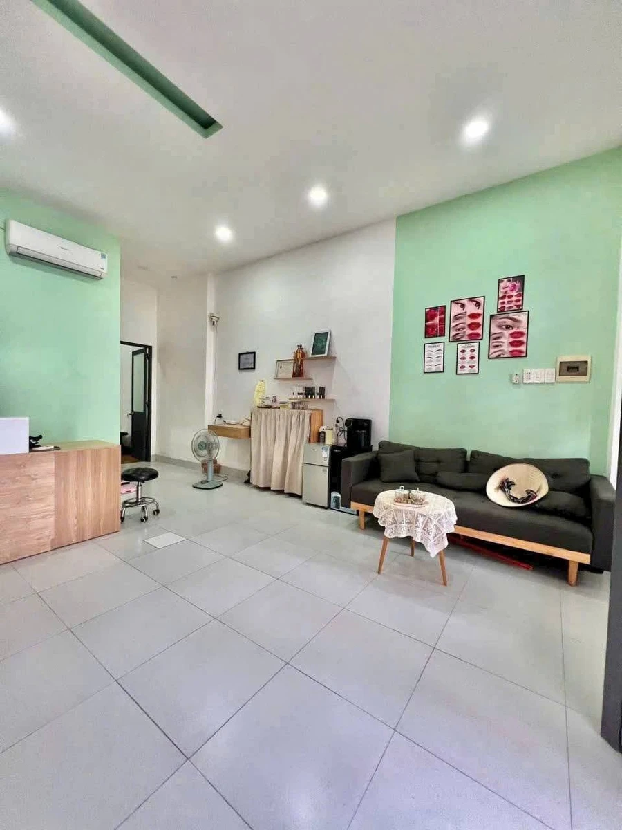 Bán nhà 60m² mặt tiền Trần Quang Khải Phan Thiết 2 tỷ 50 - Ảnh thu nhỏ 2