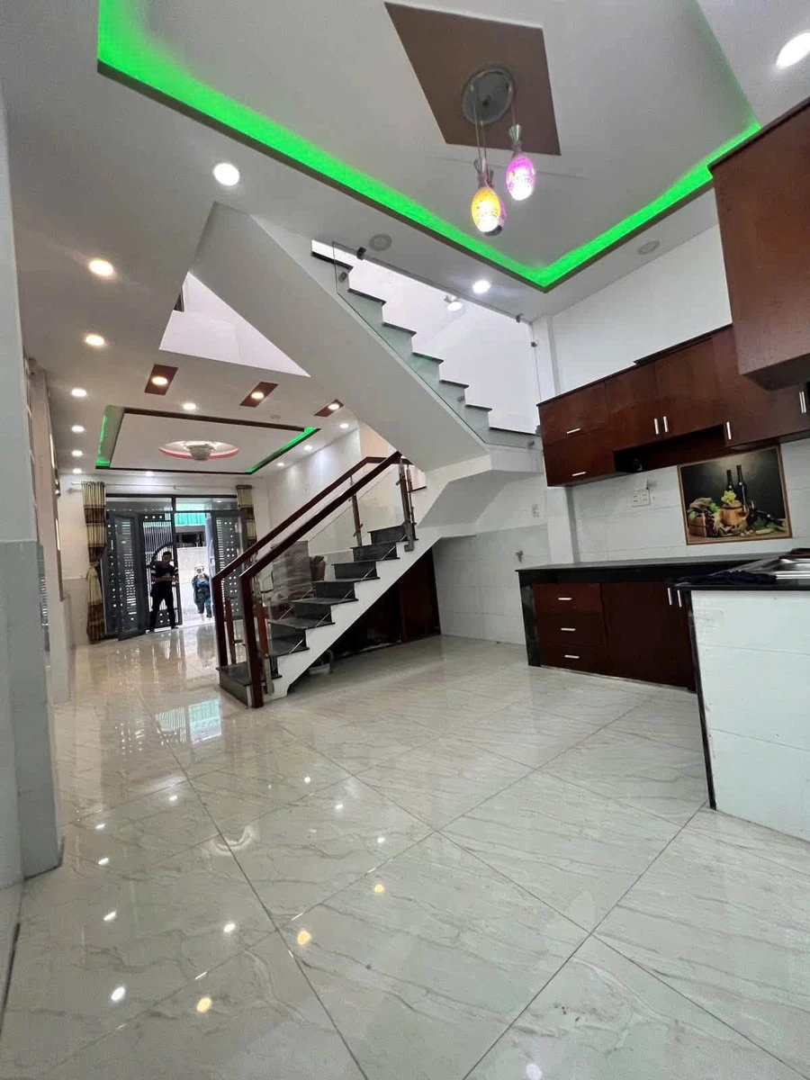 Bán nhà phố 2 tầng 50m², 2PN 2WC, lô góc hẻm tại Phú Thọ Hòa, Tân Phú - Ảnh thu nhỏ 2