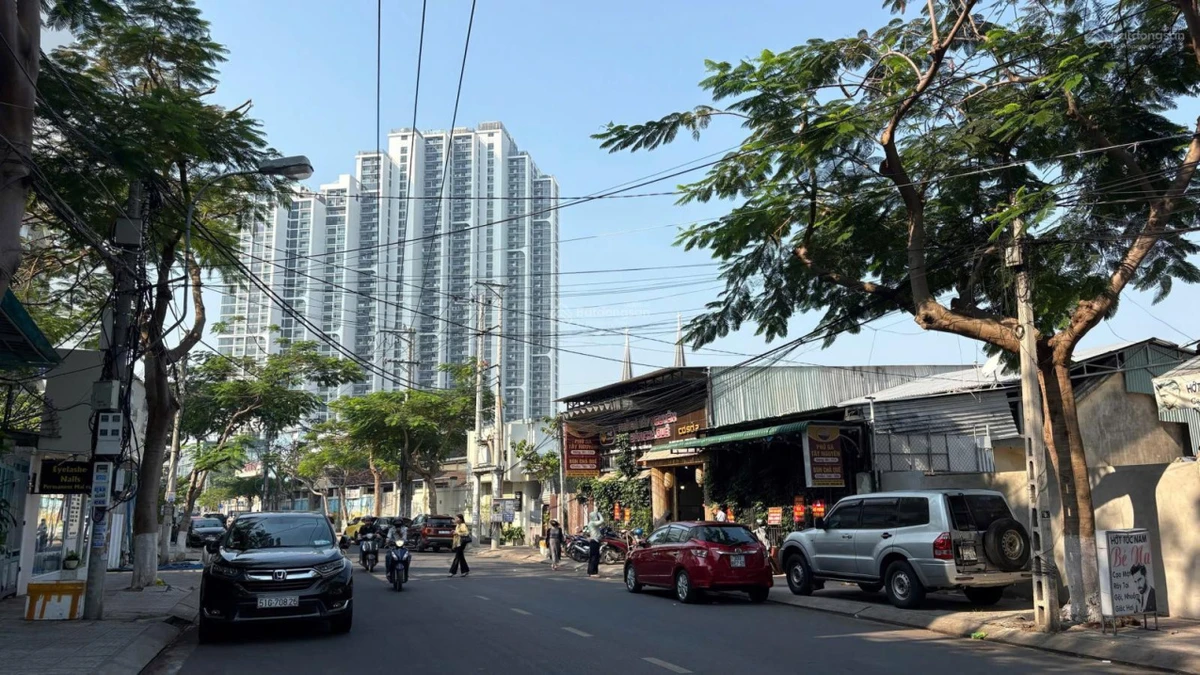Siêu phẩm hàng hiếm đất 2 mặt tiền Dương Hiến Quyền và Phó Đức Chính siêu đẹp - Ảnh thu nhỏ 2