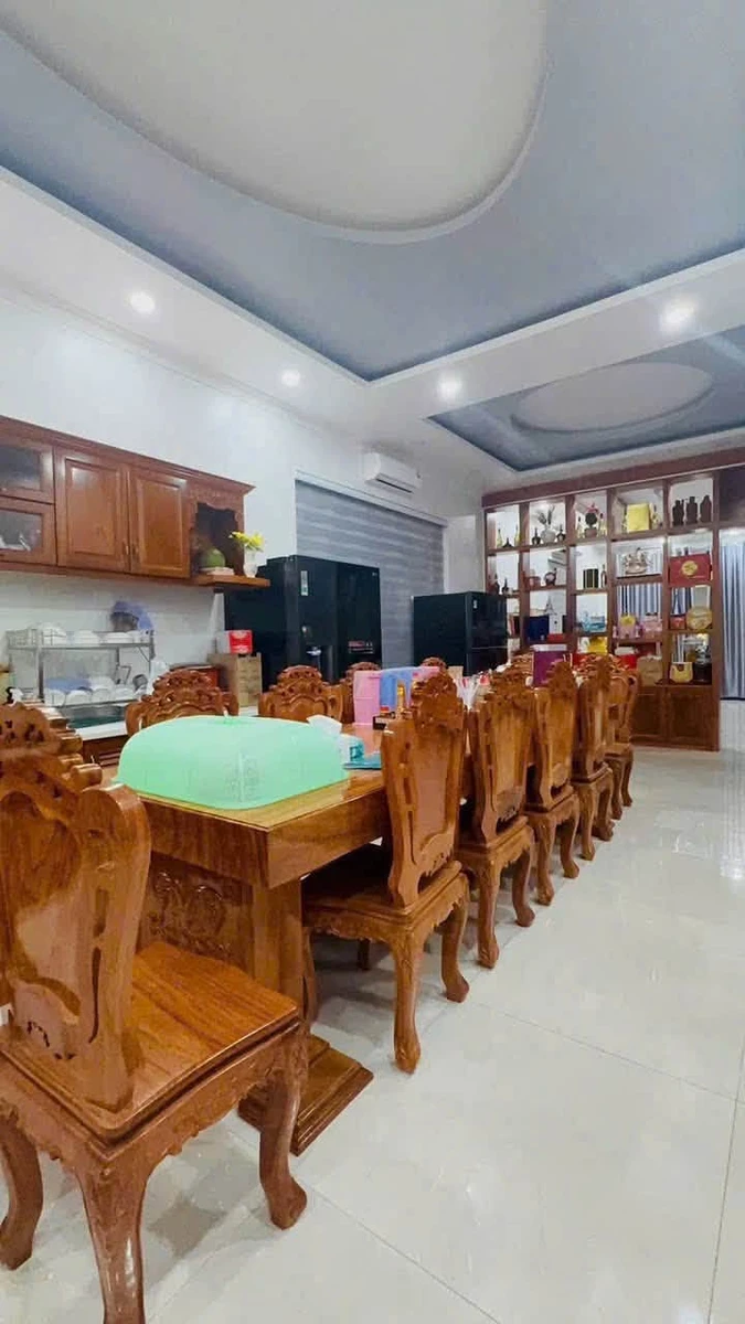 Bán gấp nhà 9x24m, 4 phòng ngủ, 7 tỷ, Nguyễn Trung Trực - Ảnh thu nhỏ 5