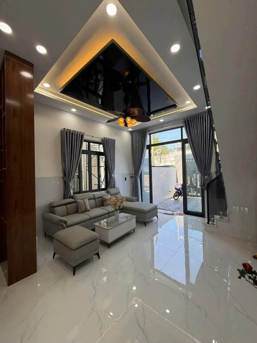 Bán nhà 1 trệt 1 lầu 3PN 100m² Tây Ninh 3,25 tỷ - Ảnh thu nhỏ 3