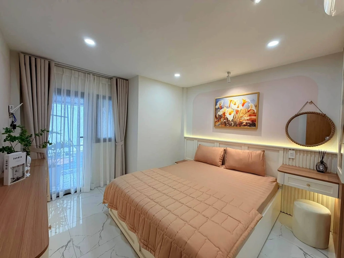Bán nhà mặt tiền Quận 1, 32m2, 3.6 tỷ, nội thất đầy đủ - Ảnh thu nhỏ 4