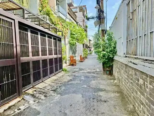 Bán nhà hẻm 429/24 Lê Văn Sỹ, Phường Nhiêu Lộc, 49,8m², 2 lầu, giá 9,5 tỷ - Ảnh 1