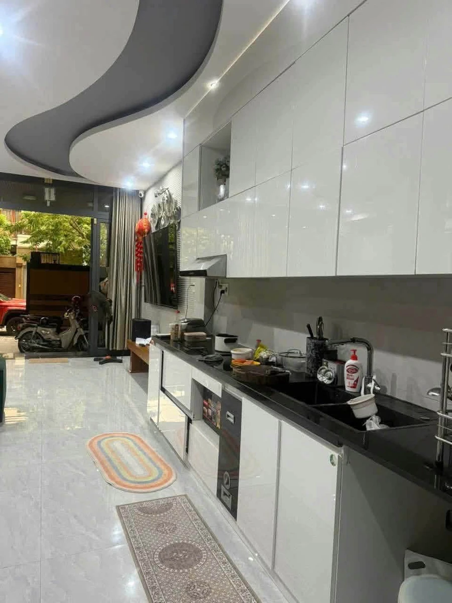 Bán nhà 3 tầng mặt tiền 117m² 9 tỷ Trần Quý Kiên, TP. Huế - Ảnh thu nhỏ 3