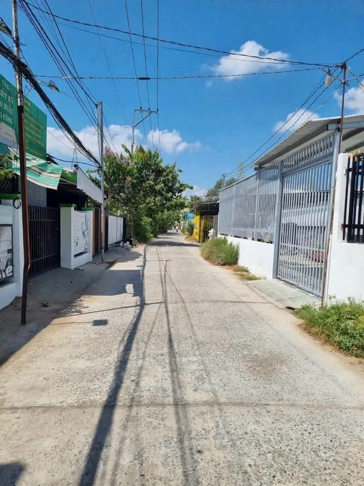 Bán đất mặt tiền 200m² đường Nguyễn Văn Khước, Phú Tân, Bến Tre - Ảnh 1
