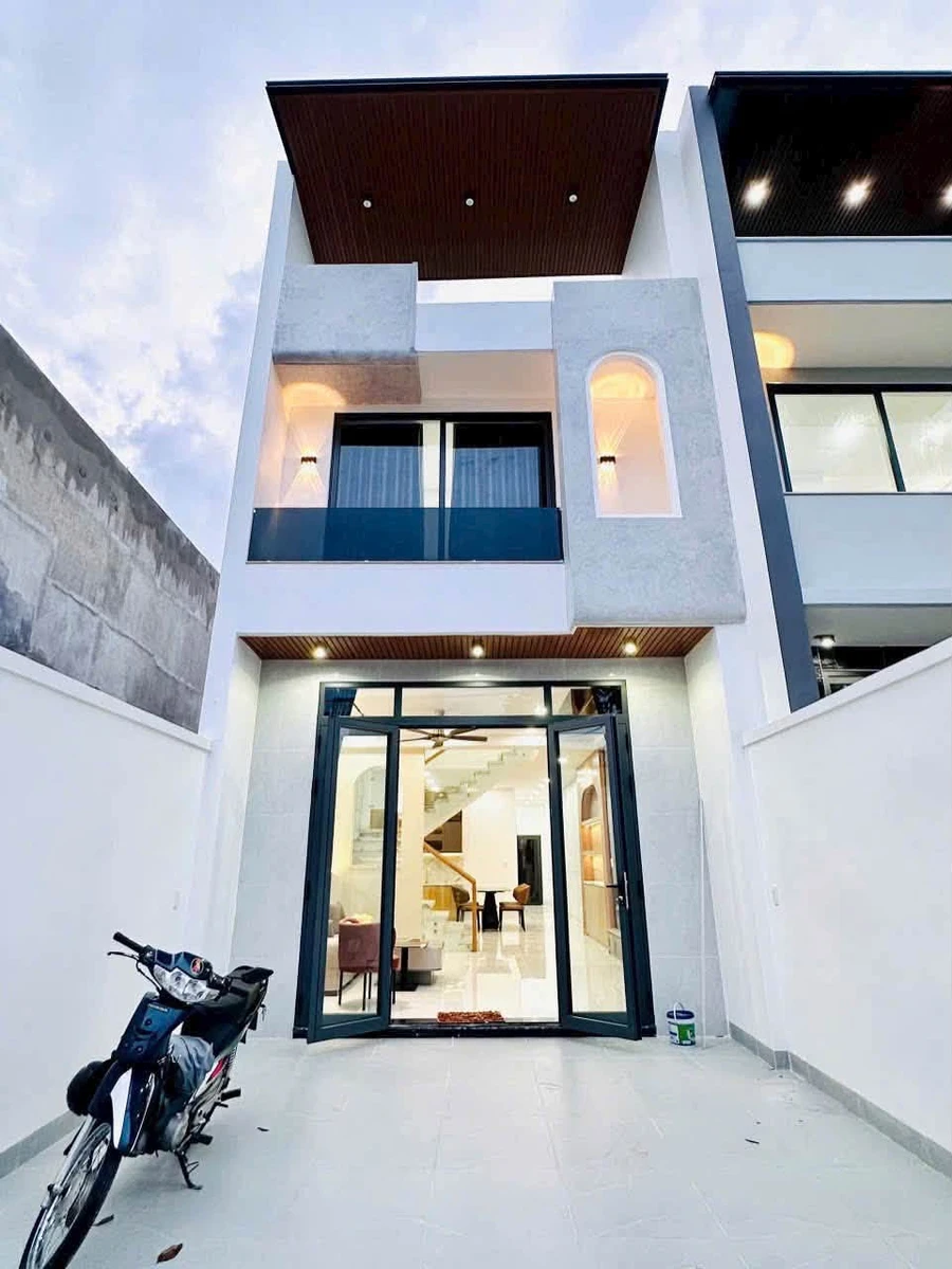 Bán nhà 1 trệt 1 lầu full thổ cư 112.8m2 Trảng Dài - Ảnh 1