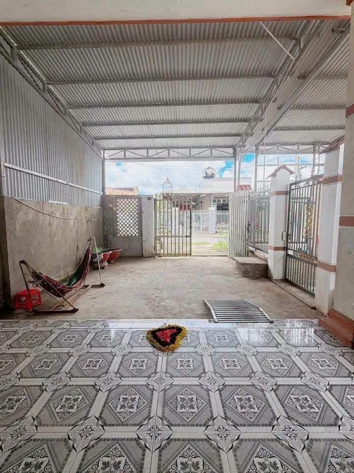 Bán nhà 2 phòng ngủ 50m2 Trần Phú Tây Ninh 850 triệu - Ảnh 1