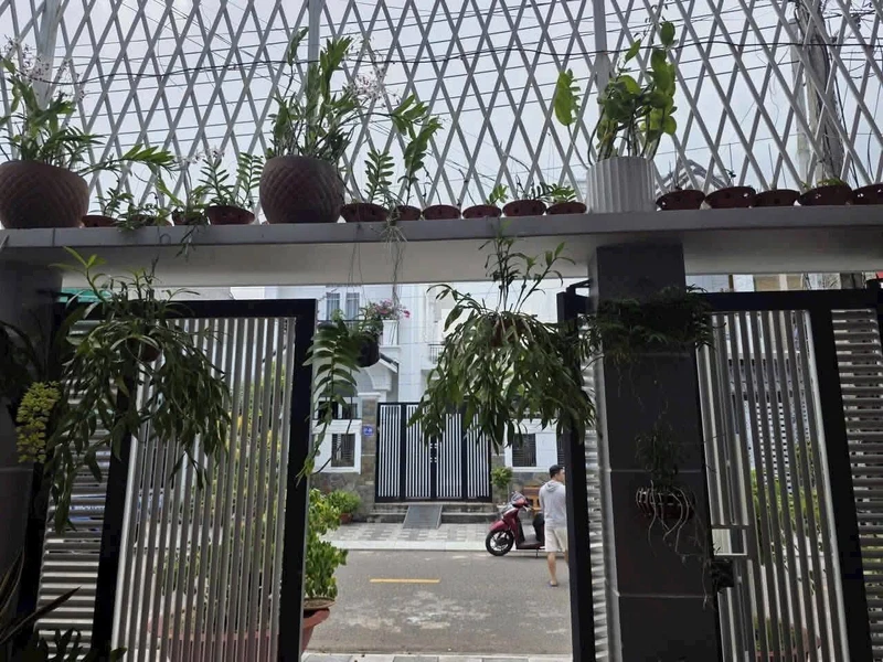 Bán nhà 1 trệt 1 lầu mặt tiền Trần Quang Diệu, Phan Thiết, 100m2