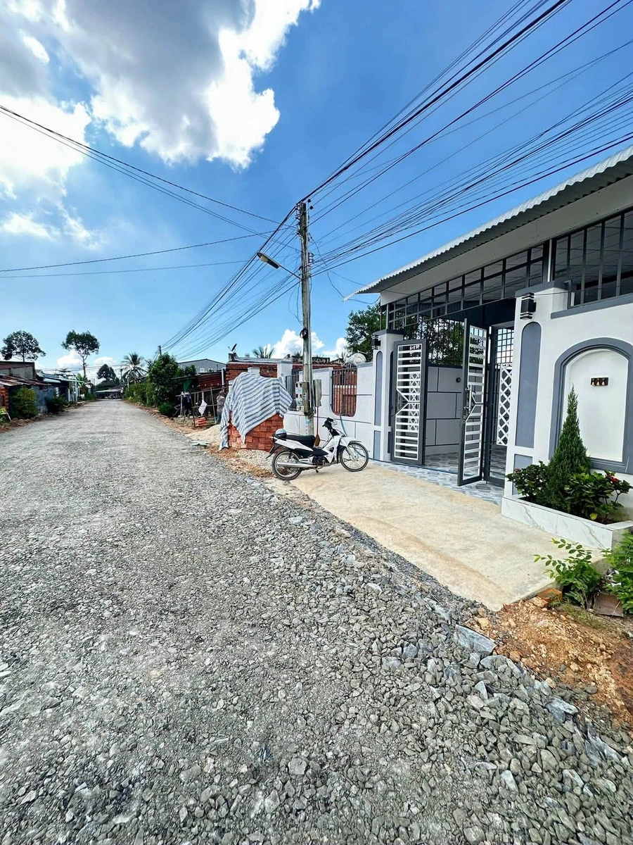 Nhà bán 1,2 tỷ, 80m², đường 10m, Tây Ninh - Ảnh 1