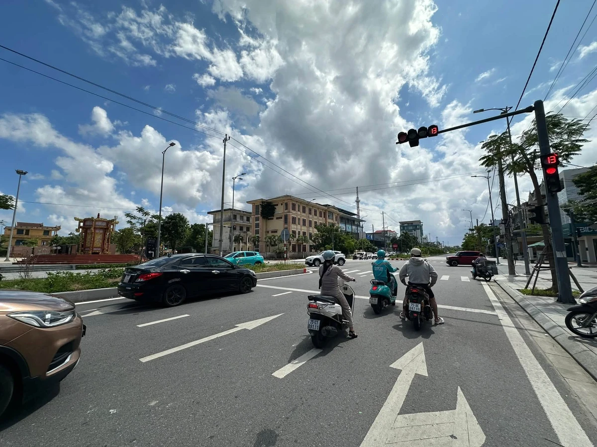 Bán đất mặt tiền Phạm Văn Đồng Huế 250m2 2 tỷ - Ảnh thu nhỏ 5