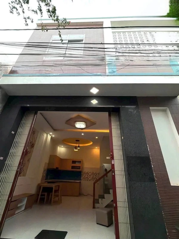 Bán nhà hẻm Bạch Đằng 38m² 2 PN tại Quy Nhơn