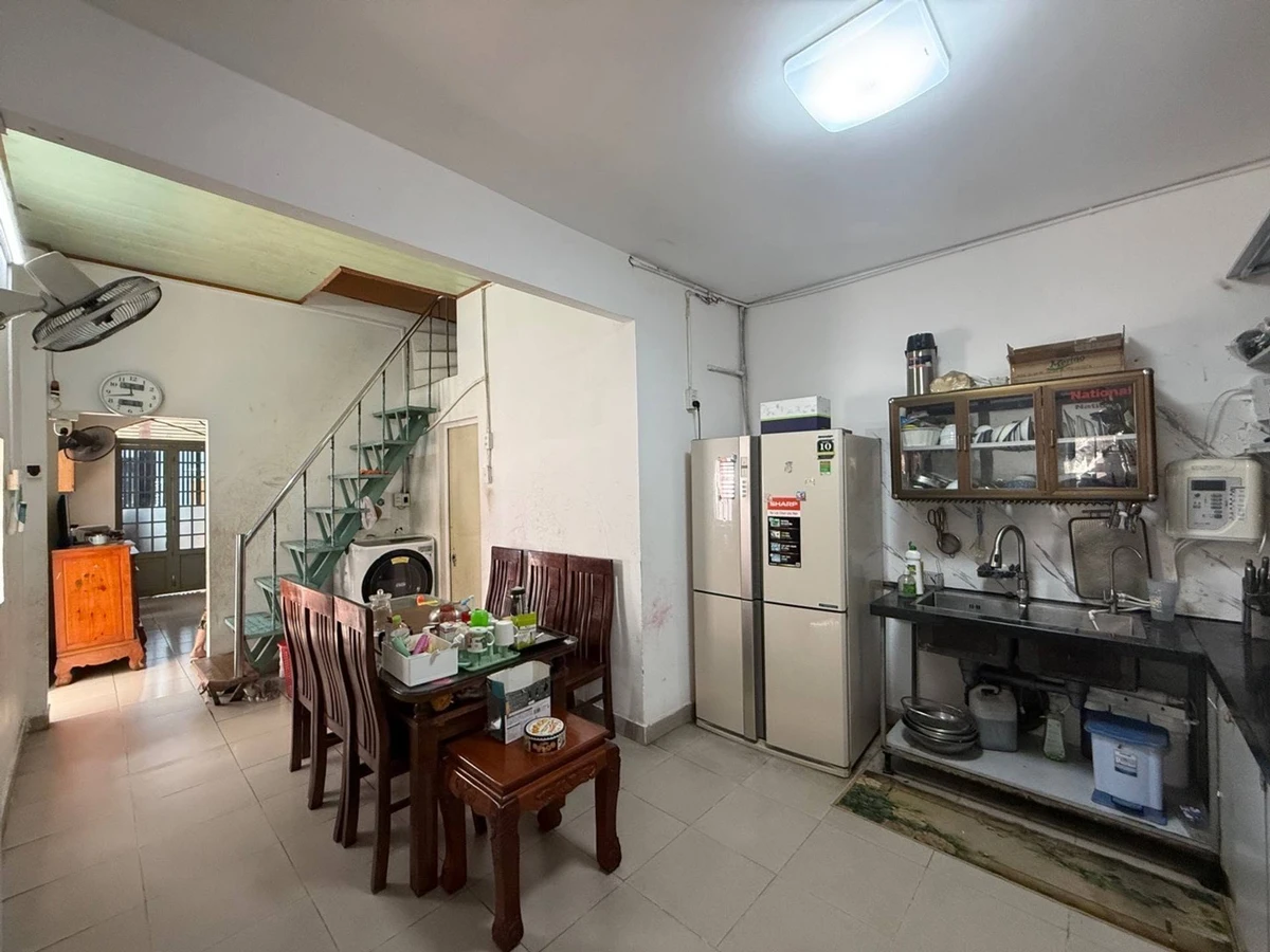 Bán nhà Quận 12 gần Gò Vấp 106m2 giá 6,9 tỷ - Ảnh thu nhỏ 5