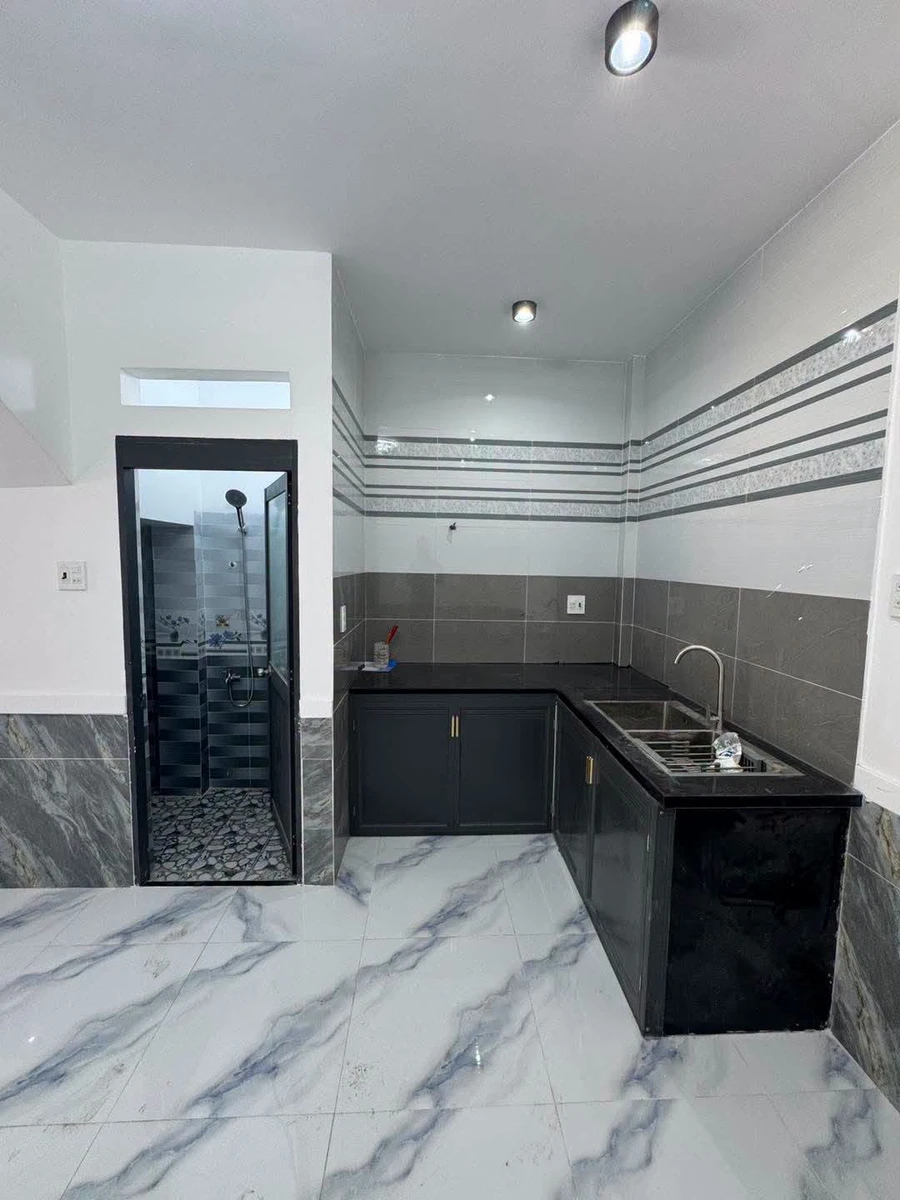 Bán nhà mặt tiền 2.5 tầng 40m² 3 phòng ngủ Quy Nhơn - Ảnh thu nhỏ 4