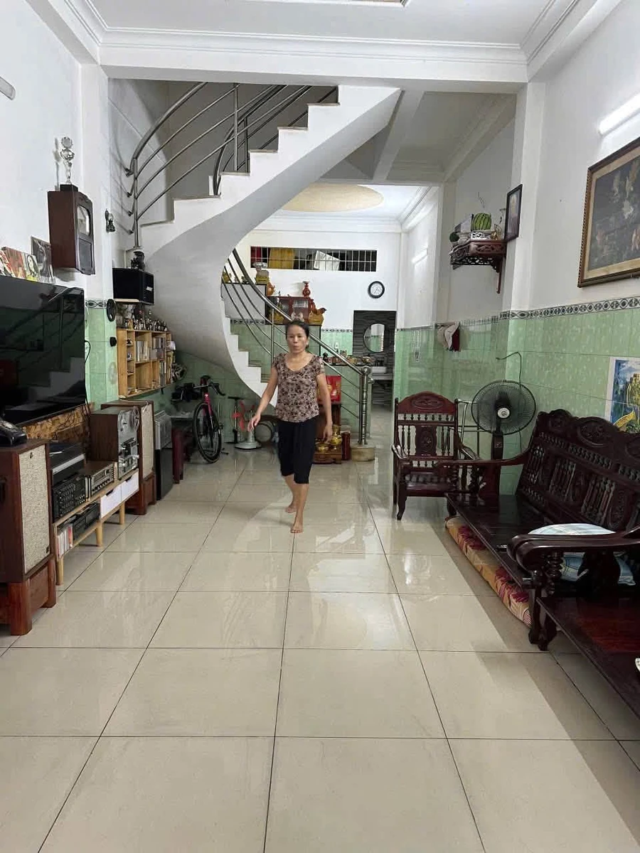 Bán nhà mặt tiền nội bộ 2 tầng 54m2 Lê Trọng Tấn, Tân Phú, giá 6.9 tỷ - Ảnh thu nhỏ 2