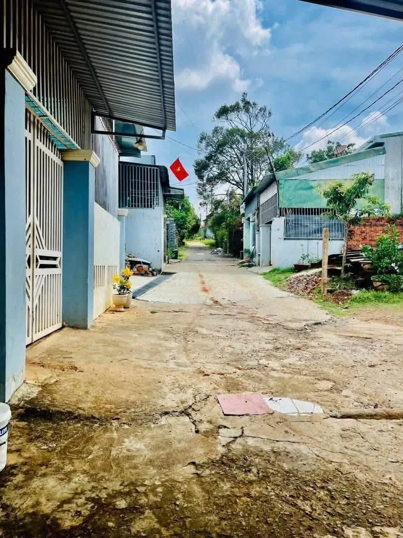 Bán lô đất 5x20m hẻm 66 Mai Thị Lựu, Phường Ea Tam, Buôn Ma Thuột giá 450 triệu - Ảnh thu nhỏ 2
