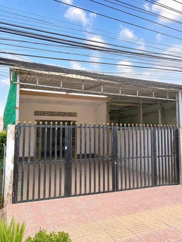 Bán nhà cấp 4 mặt tiền Phan Văn Lại, 174m², 3 tỷ 200 triệu, Tây Ninh