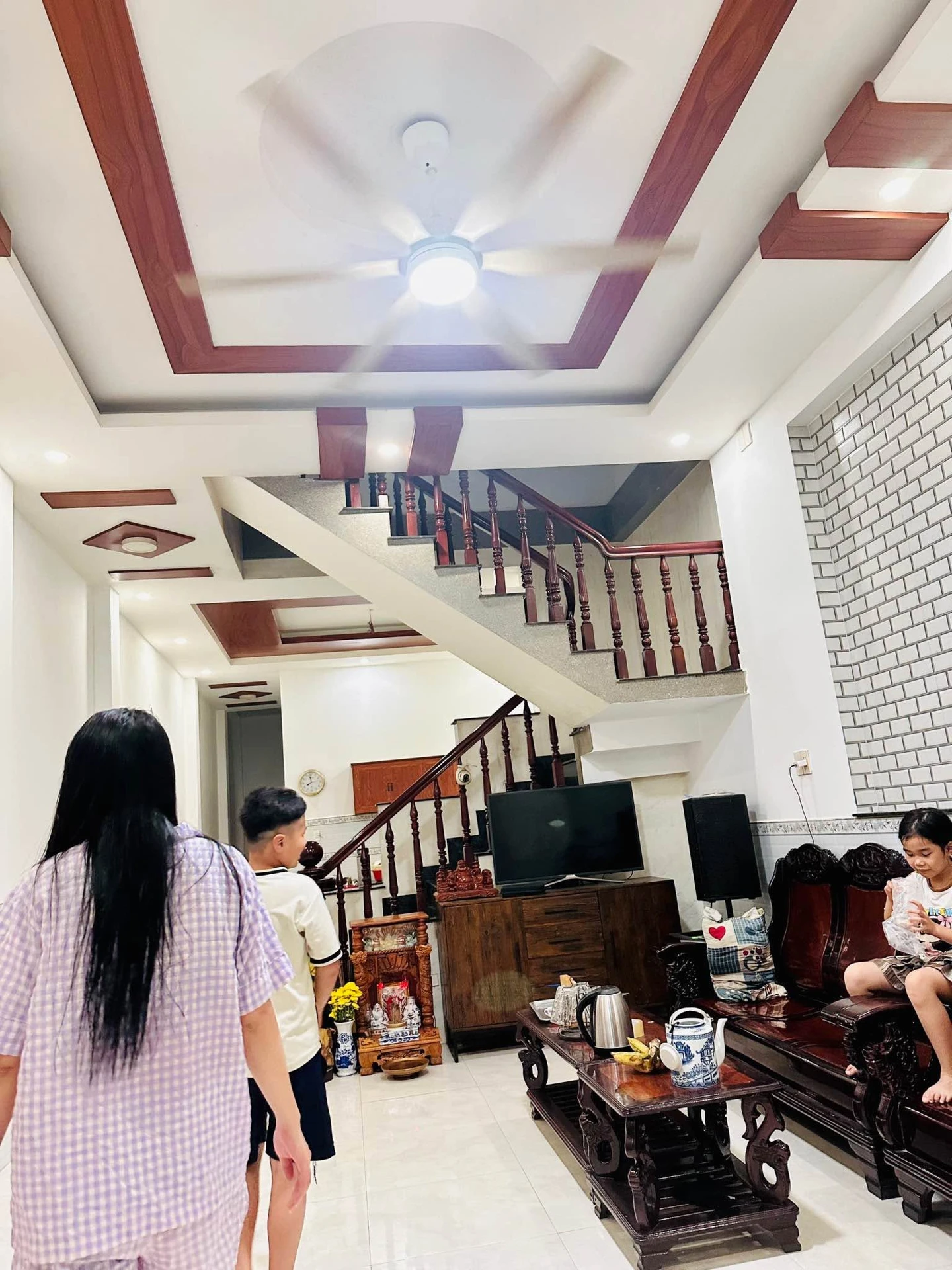 Nhà bán 1 trệt 1 lầu 90m² Chợ Điều, 2 tỷ - Ảnh 1