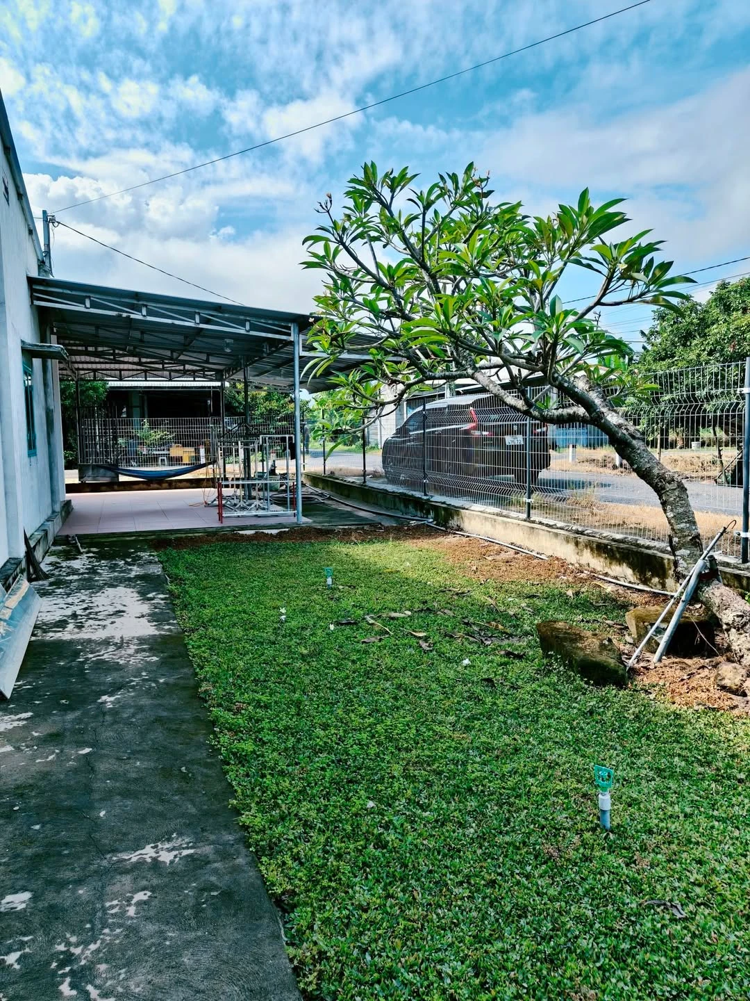 Bán nhà 2 mặt tiền Tân Châu 297m² giá 650 triệu - Ảnh 1