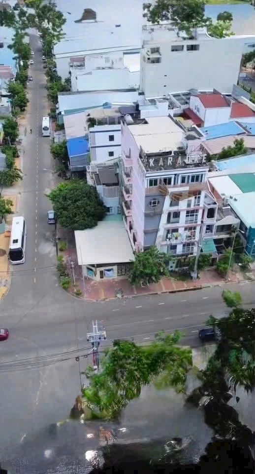Bán tòa nhà góc 2 mặt tiền 448m2 Phan Thiết 40 tỷ - Ảnh thu nhỏ 3