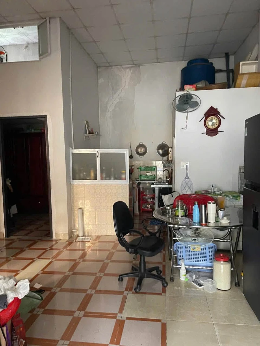 Bán nhà Phú Hoà 104m2, 2 phòng ngủ, Bình Chánh - Ảnh thu nhỏ 5