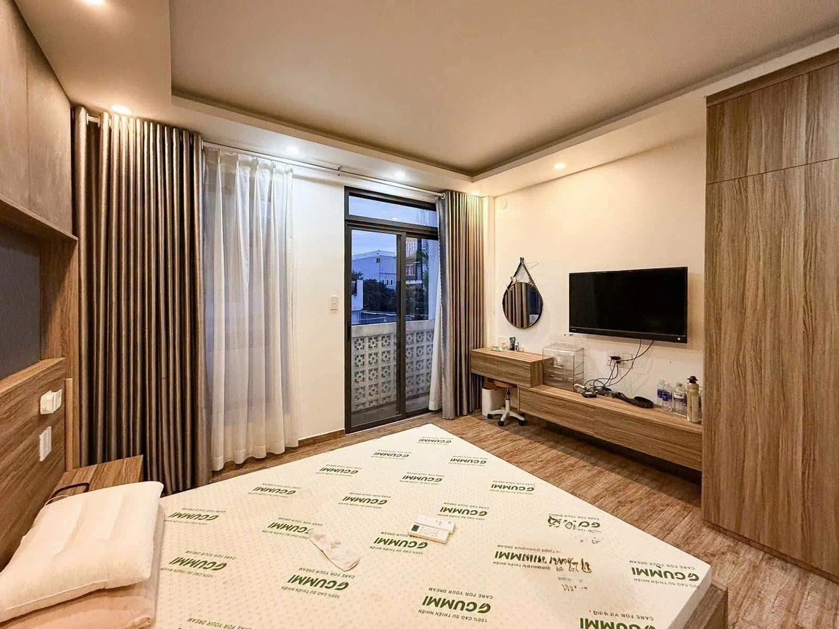 Bán nhà 3 tầng 136m² hẻm xe hơi 7 chỗ đường Thích Quảng Đức, Phú Nhuận - Ảnh thu nhỏ 3