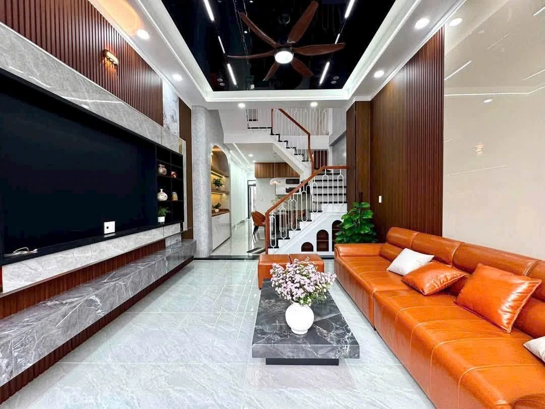 Bán nhà phố 3 phòng ngủ 100m², Lê Đại Hành, Biên Hoà - Ảnh thu nhỏ 4
