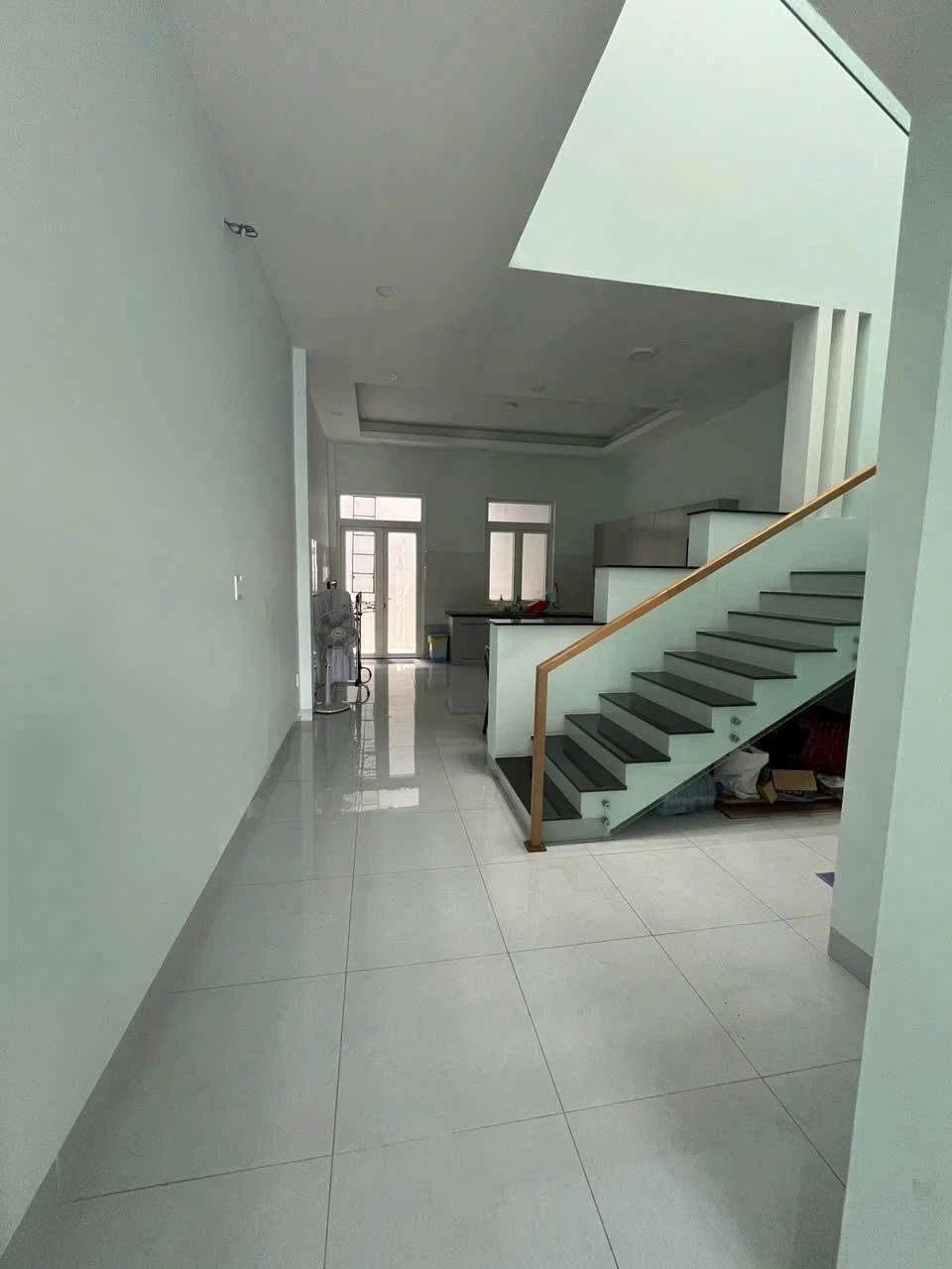 Bán nhà lầu 100m2 3PN Bùi Thị Xuân Tân Phú 4.3 tỷ - Ảnh 1