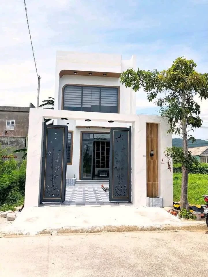 Bán nhà gác lửng 100m² 3PN tại Long Điền, Nhà Bè - Ảnh 1