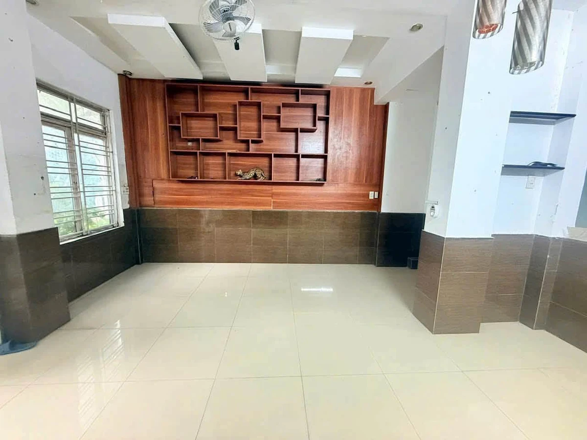 Bán nhà 2 tầng kiệt ô tô 235 Bà Triệu, 78m², 4,2 tỷ, Phường Thuận Hoá, TP Huế - Ảnh thu nhỏ 4