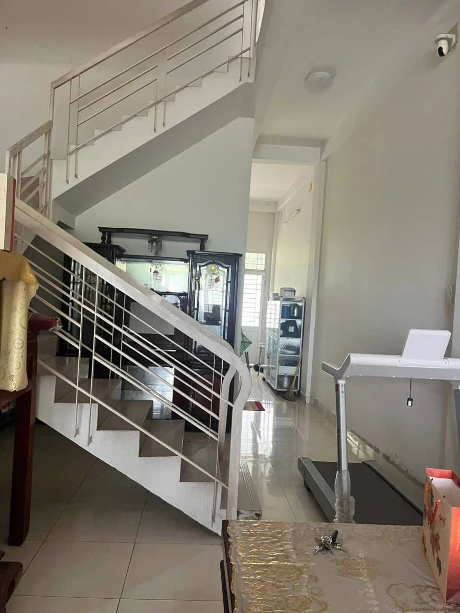 Bán nhà 1 trệt 1 lầu 147m² KDC Lợi Bình Nhơn 1,7 tỷ - Ảnh thu nhỏ 3