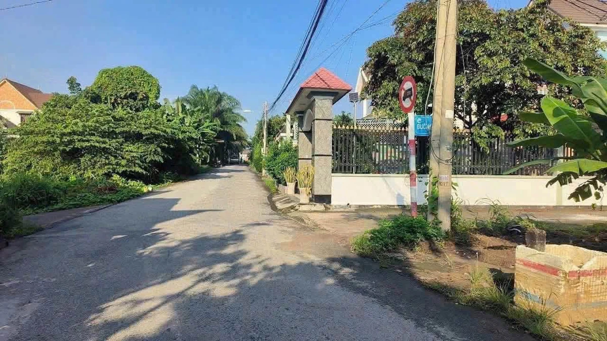 Bán đất 2 mặt tiền Thủ Dầu Một 100m² - 2 tỷ 150 - Ảnh 1