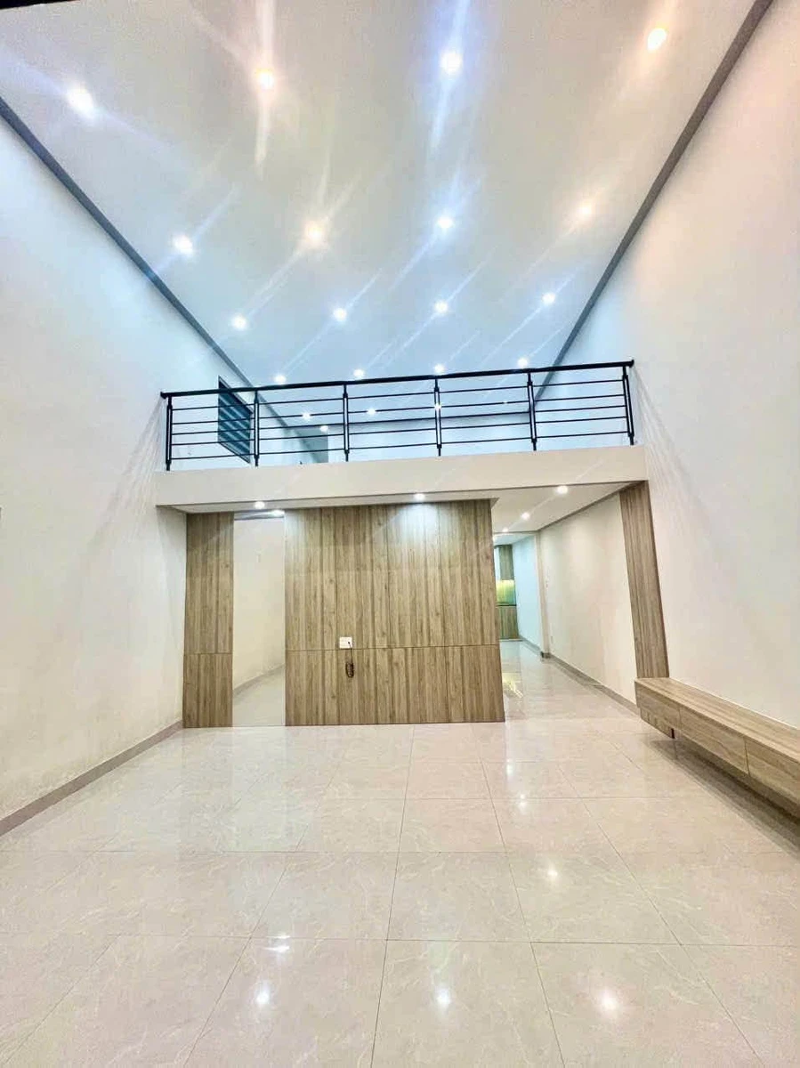 Bán nhà Nguyễn Chánh Đà Nẵng 105m², 2PN, gác đúc, sân ô tô - Ảnh thu nhỏ 4