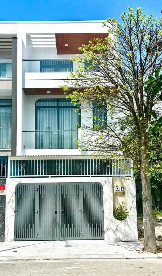 Bán nhà 3 tầng 3PN 100m² gần Võ Nguyên Giáp - Ảnh 1