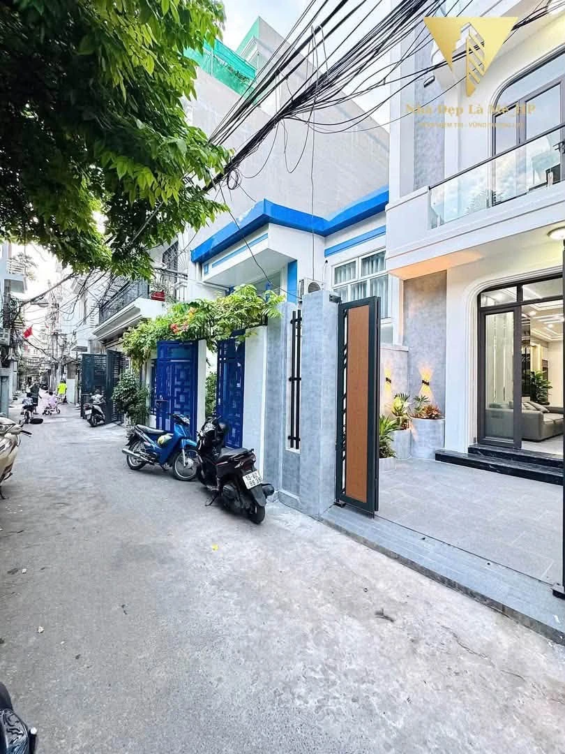 Bán nhà phố 68m² 4 tầng 6.5 tỷ Tô Hiệu Thủ Đức - Ảnh 1