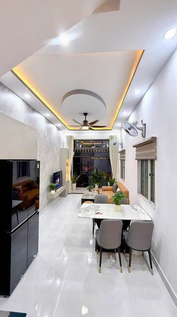 Nhà 3 tầng 2 mặt tiền 150m² Hoàng Diệu, Hải Châu, Đà Nẵng - Ảnh thu nhỏ 2