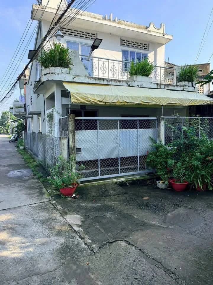 Bán nhà 92,1m² 2 phòng ngủ hẻm ô tô gần đường Hùng Vương, Phường 7, Bến Tre - Ảnh 1