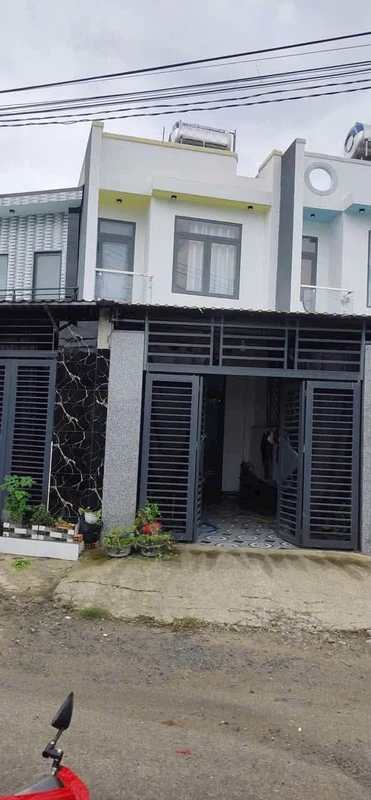 Bán vườn sầu riêng 12 năm Phú Lâm 12.854m² - 6 tỷ 990 triệu o935