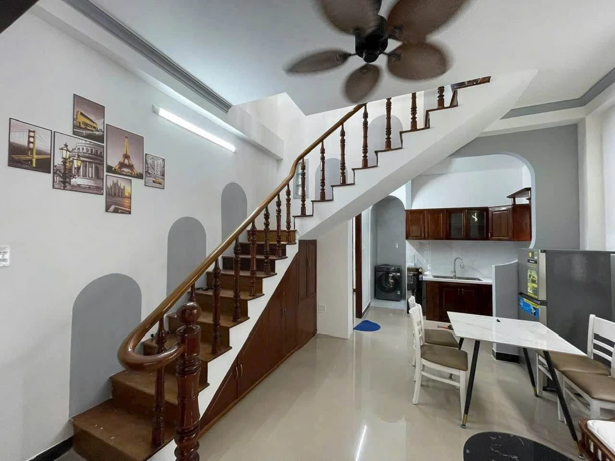 Bán nhà 1 trệt 1 lầu 2PN 75m2 Chợ Phú Thủy sổ hồng - Ảnh 1