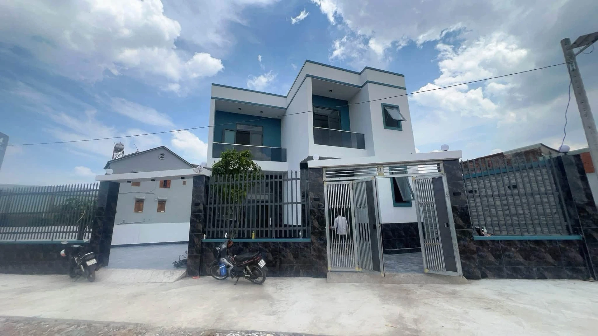 Bán nhà 4 phòng, 162m², Thái Hòa, giá 3 tỷ - Ảnh 1