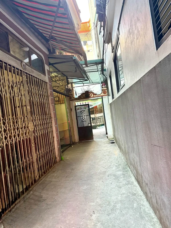 Bán nhà 4 tầng 46m2, 3 phòng ngủ Đồng Hoà Kiến An 6ty999tr